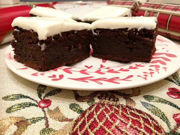 Christmas pudding brownies with sherry cream cheese frosting