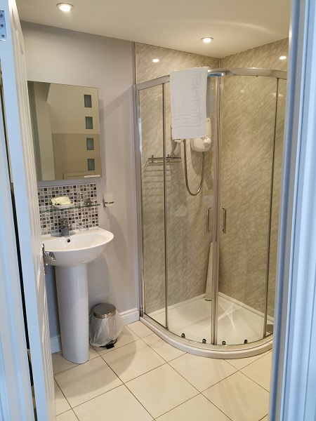 Arundell Arms Hotel - Bathroom
