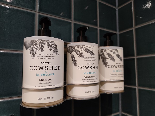 Mollies Motel & Diner Bristol - Cowshed Toiletries
