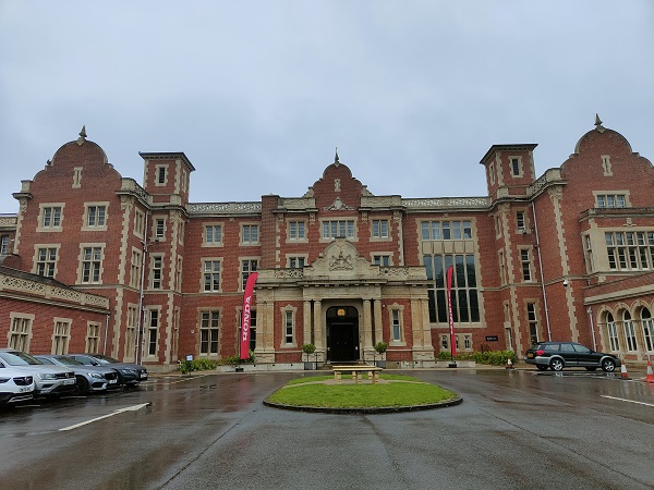 Easthampstead Park Hotel - Exterior