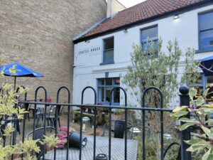 Coates House, Nailsea: Review